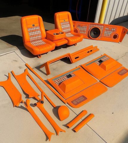 1973-91 complete interior for c10/suburban /blazer and Obs